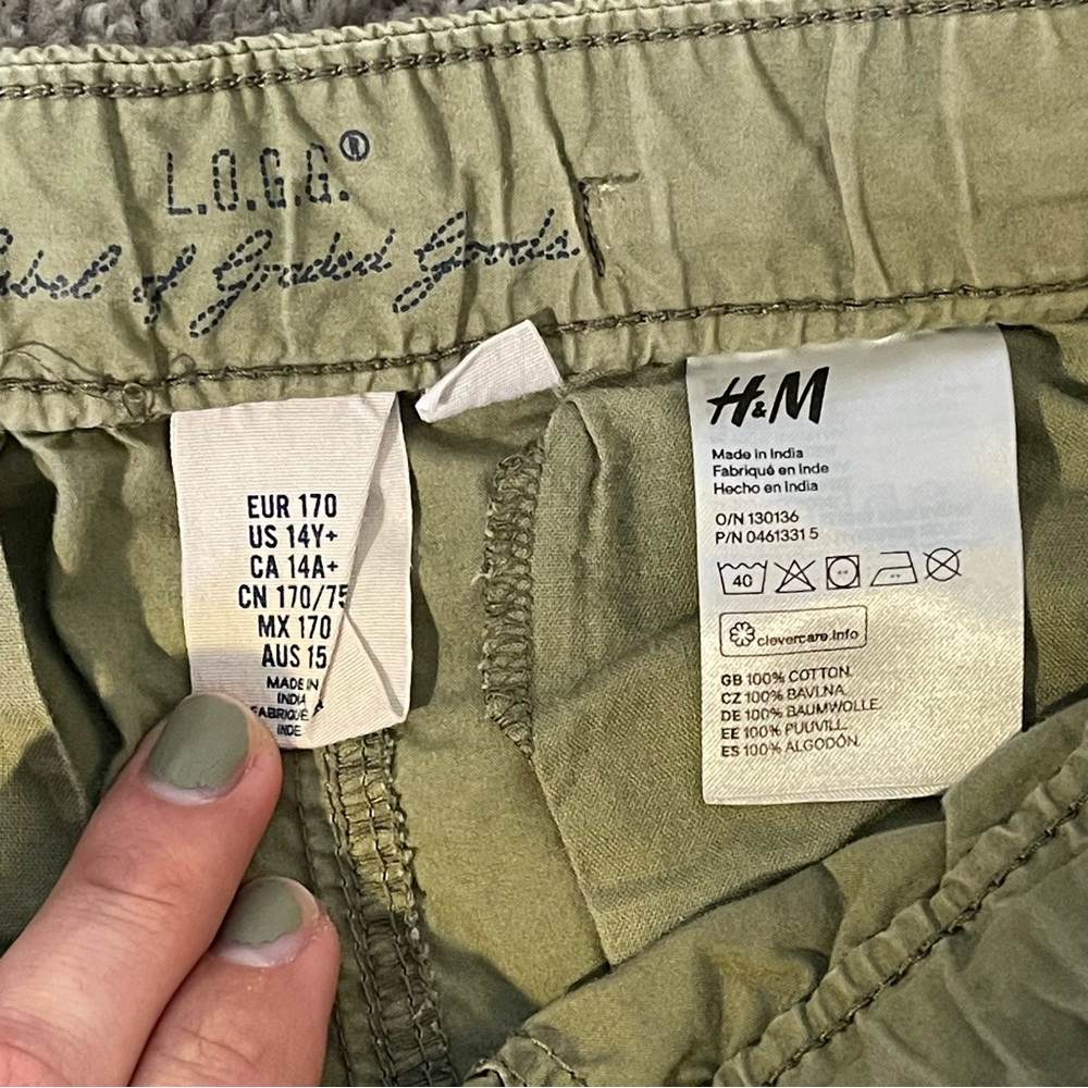 Boys H&M cargo pants - Picture 2 of 4